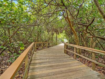 950 Ponce De Leon Road, Boca Raton, FL 33432