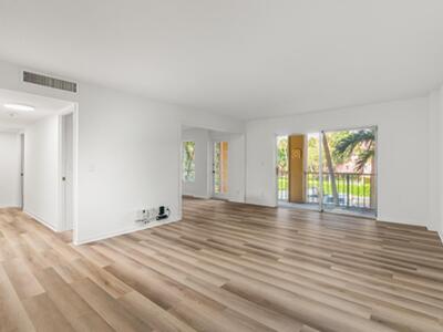 950 Ponce De Leon Road, Boca Raton, FL 33432