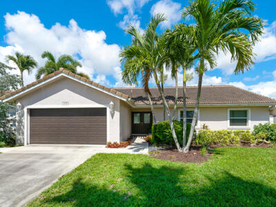 7661 W Country Club Boulevard