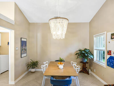 7661 W Country Club Boulevard, Boca Raton, FL 33487