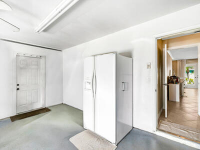 7661 W Country Club Boulevard, Boca Raton, FL 33487