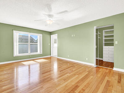 7661 W Country Club Boulevard, Boca Raton, FL 33487