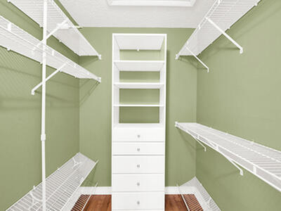 7661 W Country Club Boulevard, Boca Raton, FL 33487