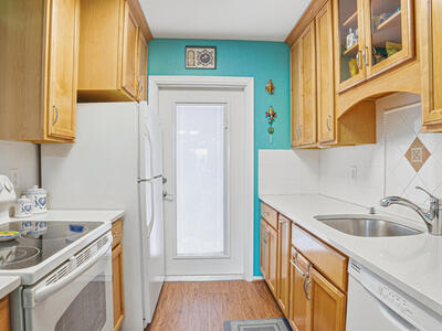 112 Doolen Court, North Palm Beach, FL 33408