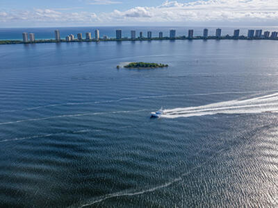 112 Doolen Court, North Palm Beach, FL 33408