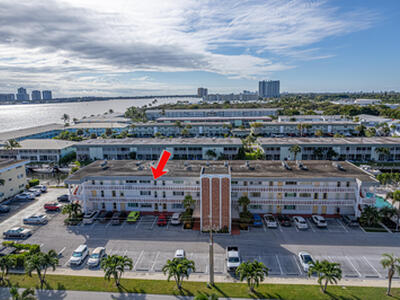 112 Doolen Court, North Palm Beach, FL 33408