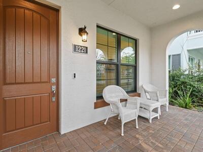 1221 Faulkner Terrace Terrace