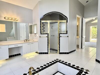 400 Corsair Drive, North Palm Beach, FL 33408