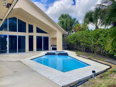 400 Corsair Drive, North Palm Beach, FL 33408