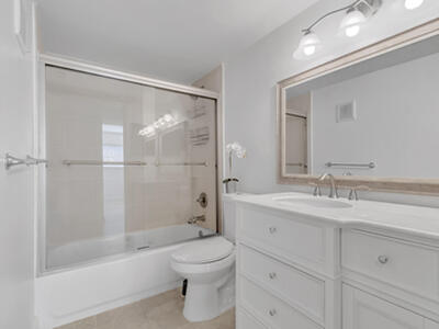 15364 Lakes Of Delray Boulevard, Delray Beach, FL 33484