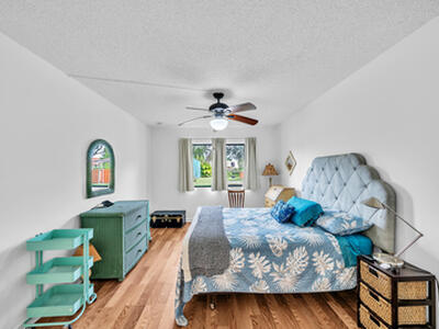 3402 Gardens East Drive, Palm Beach Gardens, FL 33410