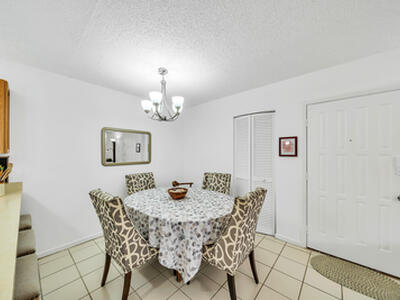 3402 Gardens East Drive, Palm Beach Gardens, FL 33410