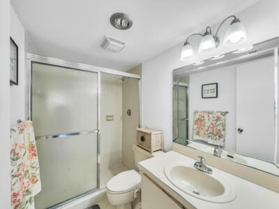 3402 Gardens East Drive, Palm Beach Gardens, FL 33410