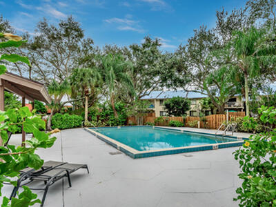 3402 Gardens East Drive, Palm Beach Gardens, FL 33410