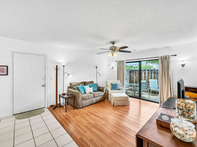 3402 Gardens East Drive, Palm Beach Gardens, FL 33410