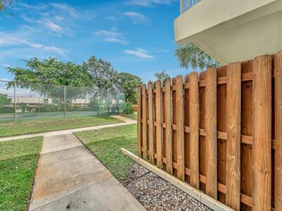 3402 Gardens East Drive, Palm Beach Gardens, FL 33410