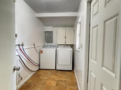 3919 Wilshire Street, West Palm Beach, FL 33403