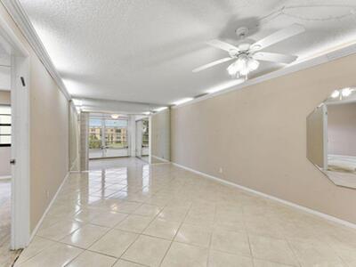 9440 SW 8th Street, Boca Raton, FL 33428