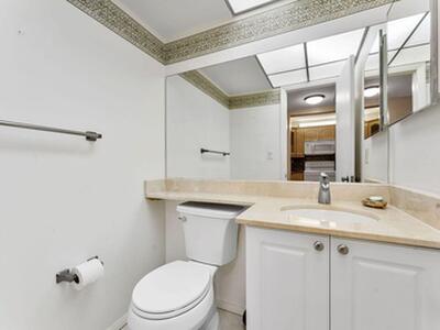 9440 SW 8th Street, Boca Raton, FL 33428