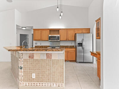 681 SW Saragossa Avenue, Port Saint Lucie, FL 34953