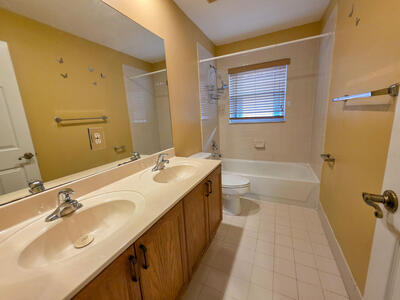 4434 Lake Lucerne Circle, West Palm Beach, FL 33409