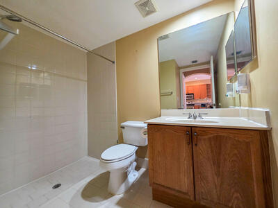 4434 Lake Lucerne Circle, West Palm Beach, FL 33409