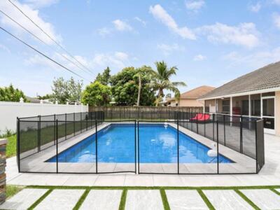 2962 SW Coastal Terrace