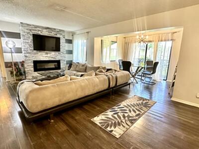 533 Shady Pine Way, Greenacres, FL 33415