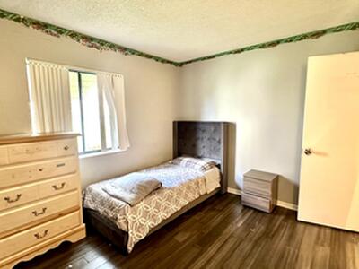 533 Shady Pine Way, Greenacres, FL 33415