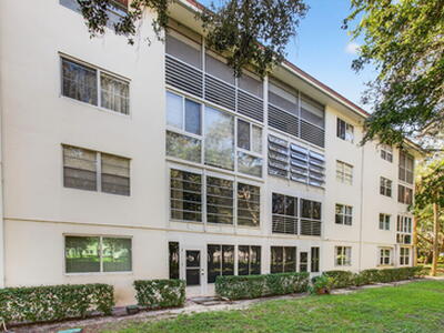 1501 Cayman Way, Coconut Creek, FL 33066