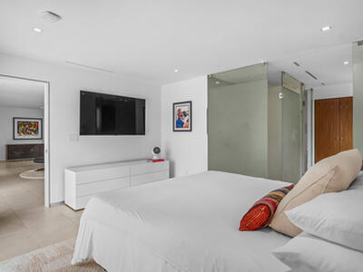 35 Castle Harbor Island, Fort Lauderdale, FL 33308