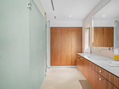 35 Castle Harbor Island, Fort Lauderdale, FL 33308