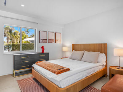 35 Castle Harbor Island, Fort Lauderdale, FL 33308