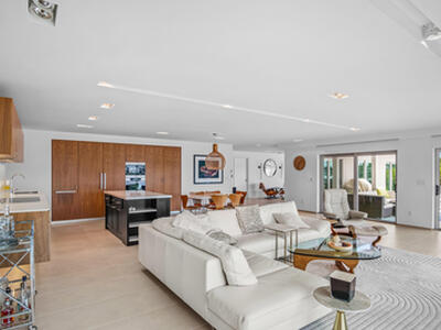 35 Castle Harbor Island, Fort Lauderdale, FL 33308