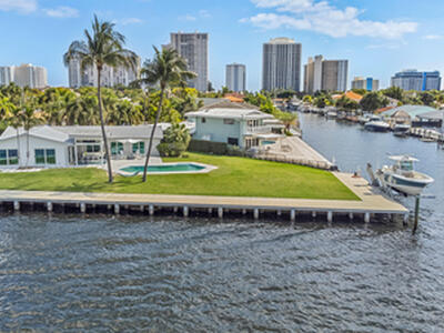 35 Castle Harbor Island, Fort Lauderdale, FL 33308