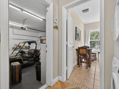 Loxahatchee, FL 33470