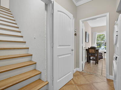 Loxahatchee, FL 33470