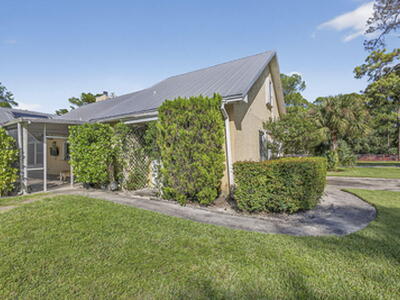 Loxahatchee, FL 33470