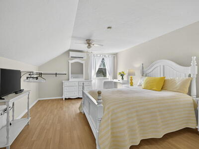 Loxahatchee, FL 33470