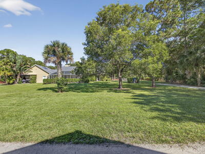 Loxahatchee, FL 33470