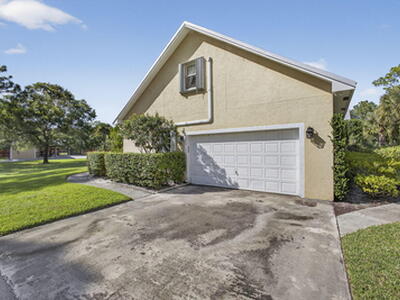 Loxahatchee, FL 33470