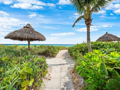 2525 S Ocean Boulevard, Highland Beach, FL 33487