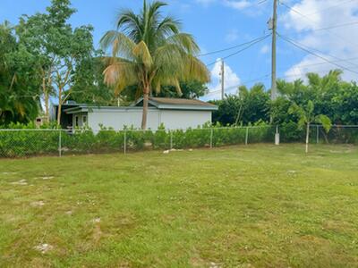 1892 SW Biltmore Street, Port Saint Lucie, FL 34984