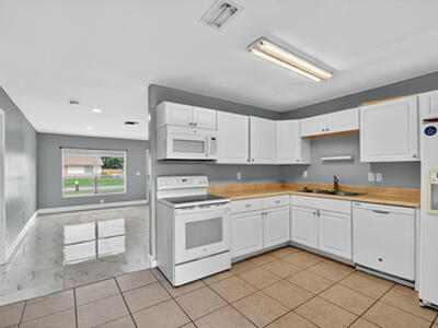 6282 Wauconda Way W, Lake Worth, FL 33463