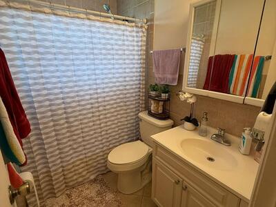 150 Avocado Avenue, West Palm Beach, FL 33413