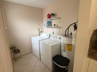 150 Avocado Avenue, West Palm Beach, FL 33413