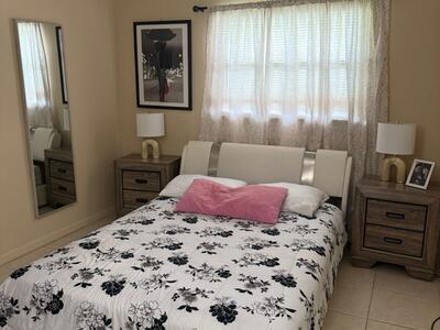 150 Avocado Avenue, West Palm Beach, FL 33413