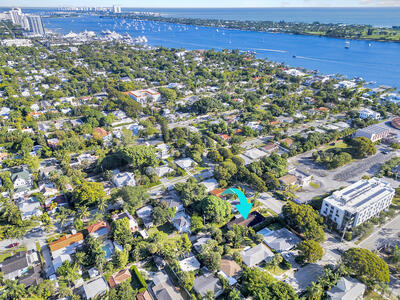 2809 Poinsettia Avenue, West Palm Beach, FL 33407