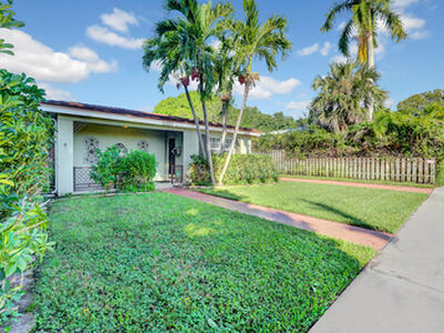 2809 Poinsettia Avenue, West Palm Beach, FL 33407