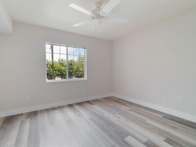 6386 Emerald Dunes Drive, West Palm Beach, FL 33411